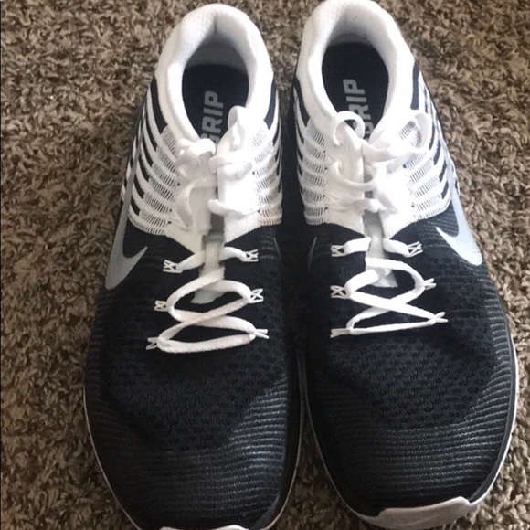 Nike Grip Metcon - Picture 8 of 8